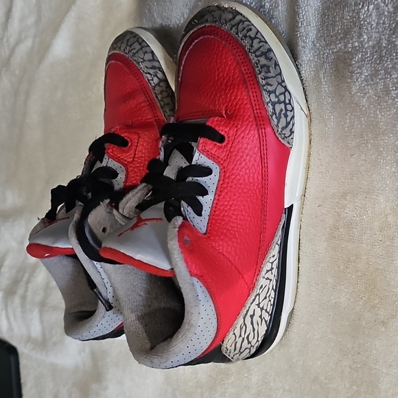 Jordan Retro 3 SE 'UNITE' Kids - Picture 3 of 6